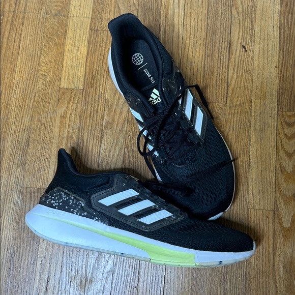 Adidas EQ21 Run Running Shoes - Picture 3 of 6